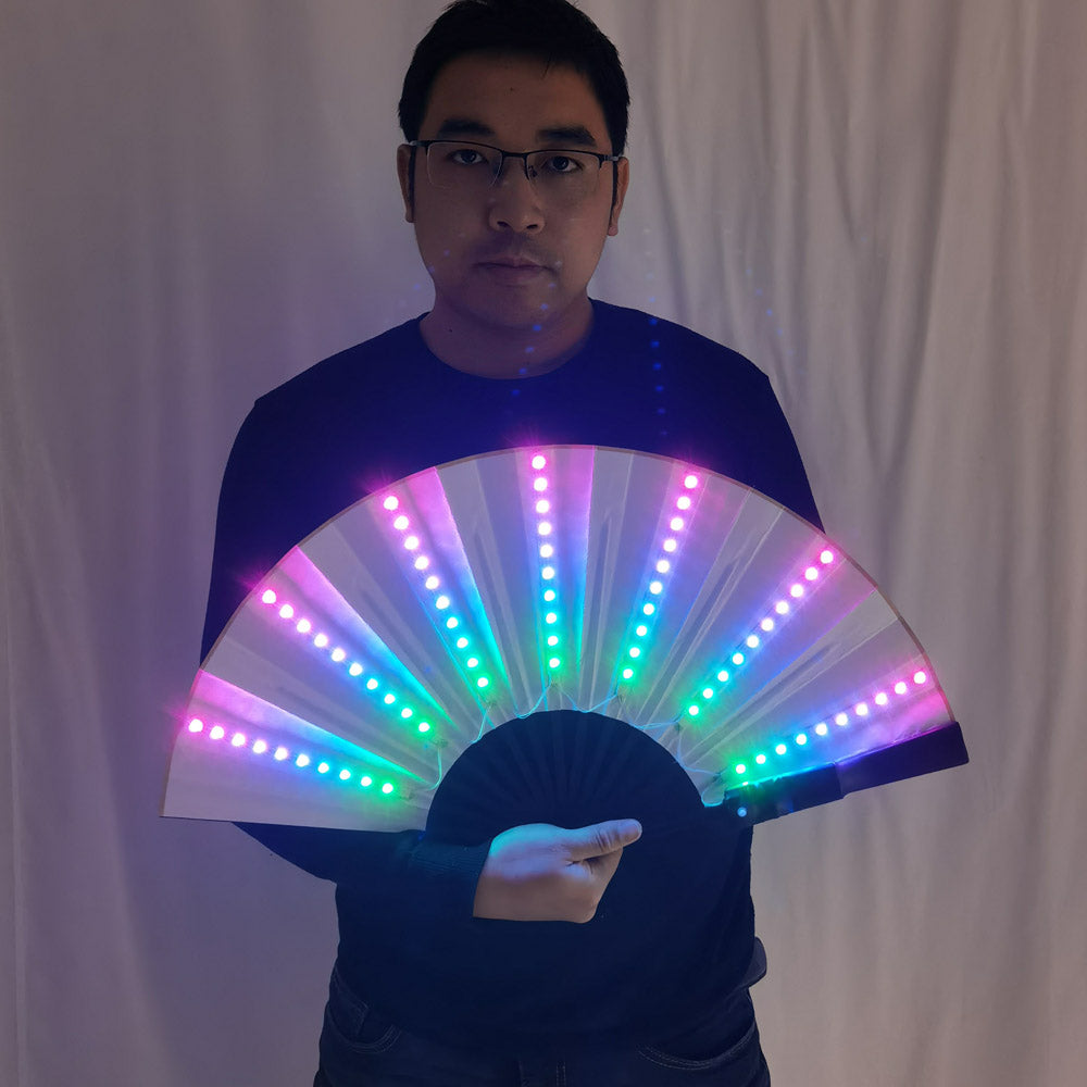 Vollfarbige LED-Lüfter Bühnenleistung Tanzlichter Lüfter Über 350 Modi Ultraleichtflugzeuge Unendliche Farben Rave Club EDM Music Party
