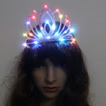 Cargar imagen en el visor de la galería, Baile de salón Trajes de led Corona luminosa Fiesta de bodas Trajes de escenario Cantante Dj Led Sombreros Regalo de San Valentín para niña
