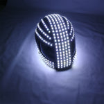 Cargar imagen en el visor de la galería, Casco LED estroboscópico blanco Disfraces luminosos LED Mando a distancia inalámbrico Robot Laser Dance Actuaciones
